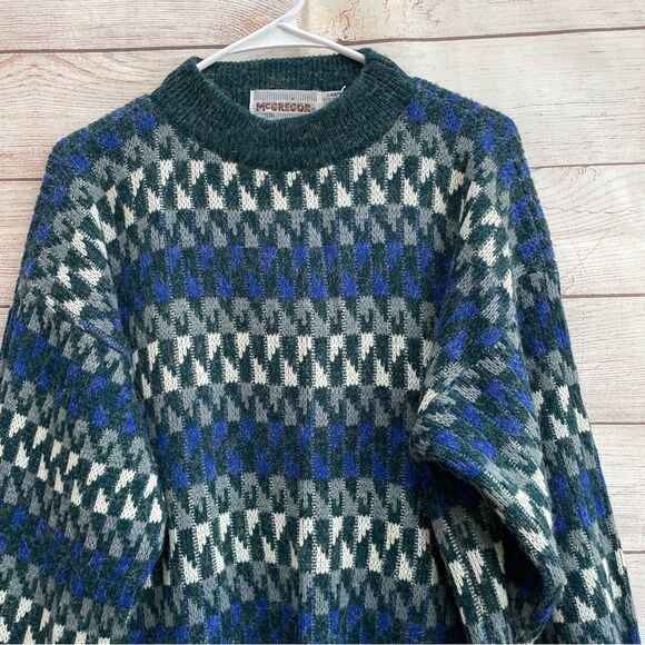 VINTAGE MCGREGOR SWEATER IN BLUE GEOMETRIC PRINT - Picture 2 of 5